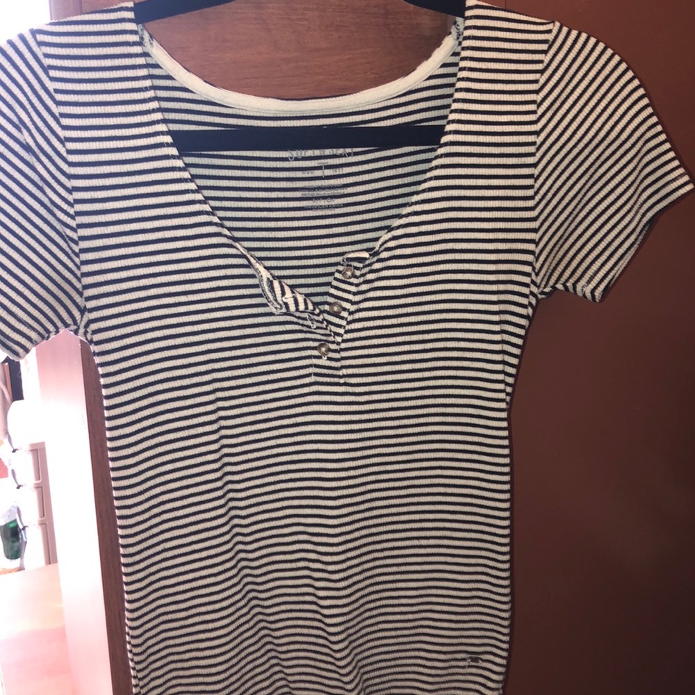American Eagle t-shirt